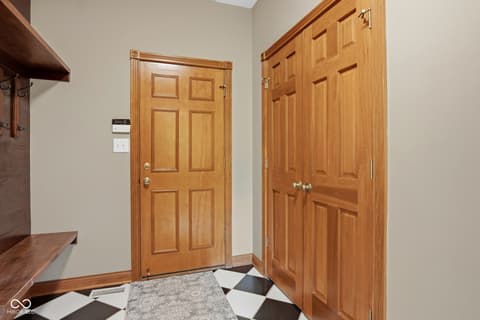 Photo of 1603 S Jeanne Court, New Palestine, IN
