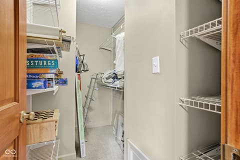 Photo of 1603 S Jeanne Court, New Palestine, IN