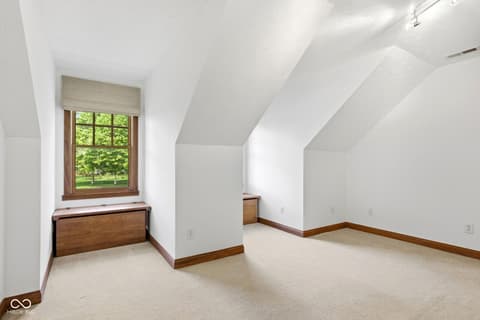 Photo of 1603 S Jeanne Court, New Palestine, IN