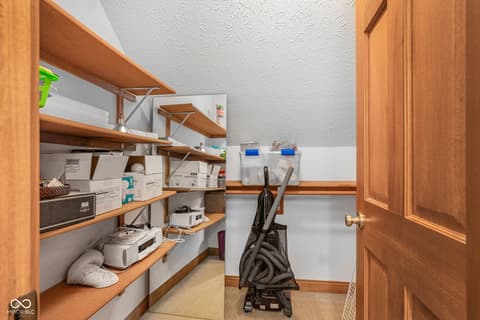 Photo of 1603 S Jeanne Court, New Palestine, IN