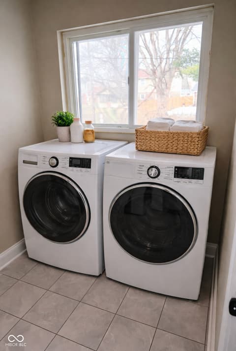 Laundry room at 5506 Hollister Drive, Speedway, IN