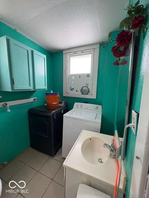Laundry room at 1839 Singleton Street, Indianapolis, IN