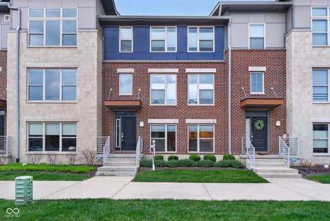 12898 Grand Boulevard