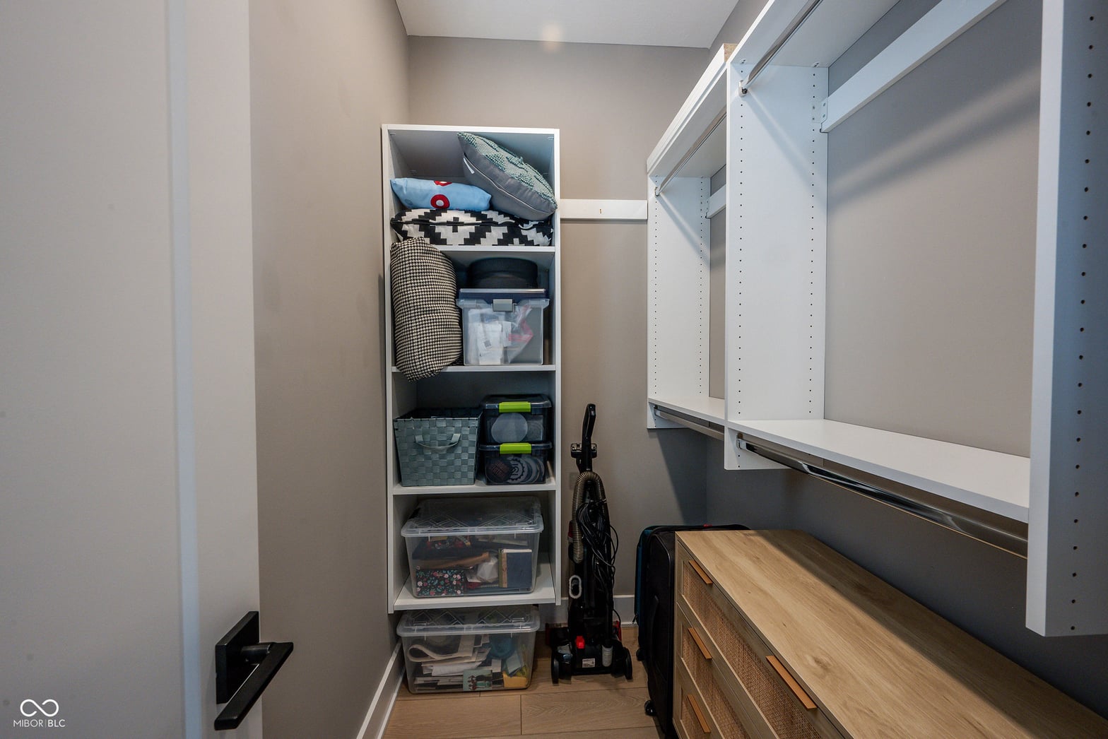 Walk In Closets