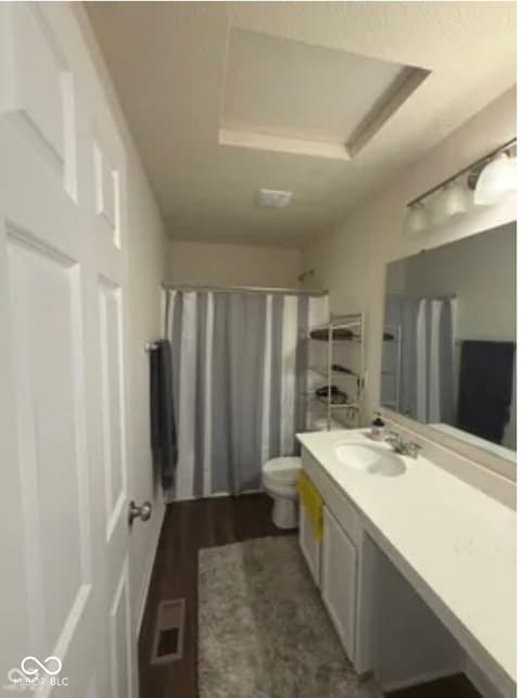 Primary bathroom at 15306 Dawn Run Drive, Fishers, IN