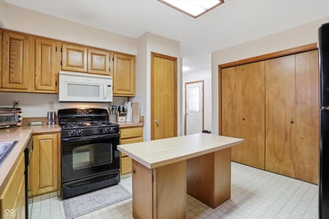 Photo of 4301 E County Road 150 N, Avon, IN