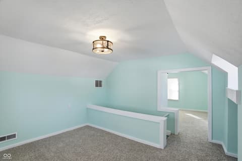 Photo of 104 S Broad Street, Mooreland, IN