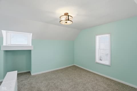 Photo of 104 S Broad Street, Mooreland, IN
