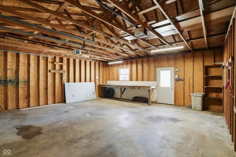 Photo of 104 S Broad Street, Mooreland, IN