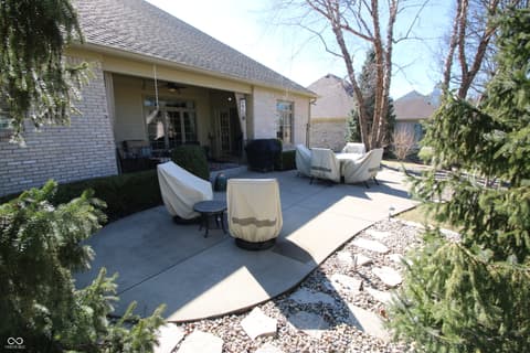Outdoor living area at 10160 Basalt Court, Noblesville, IN
