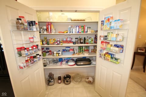 Pantry — 10160 Basalt Court, Noblesville, IN