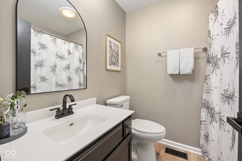 Photo of 11902 Bryden Place, Fishers, IN