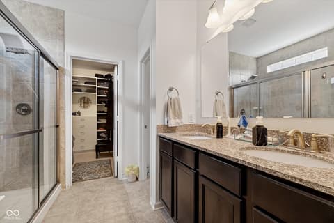 Primary bathroom at 4173 Ginkgo Court, Danville, IN