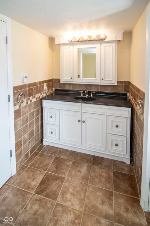 Photo of 9366 W County Road 1050 N, Elwood, IN