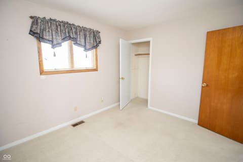 Photo of 9366 W County Road 1050 N, Elwood, IN