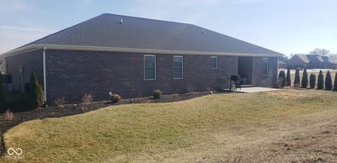 Photo of 1716 Bell Ford Drive W, Seymour, IN