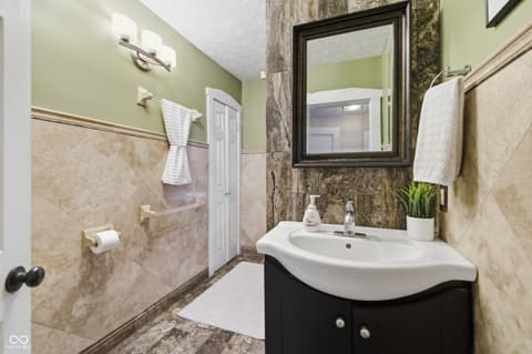 Photo of 3025 N College Avenue, Indianapolis, IN