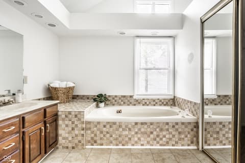 Photo of 7570 Pinesprings West Drive, Indianapolis, IN
