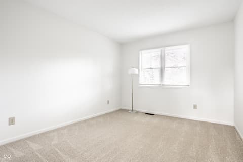 Photo of 7570 Pinesprings West Drive, Indianapolis, IN