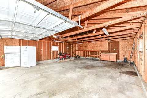 Garage at 382 Pinedale Drive, Avon, IN