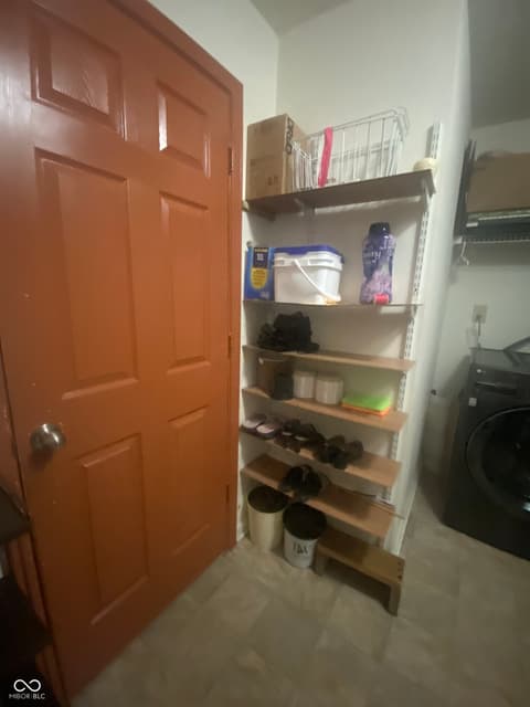 Photo of 922 Beal Way, Indianapolis, IN