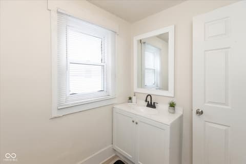 Photo of 642 E 31st Street, Indianapolis, IN