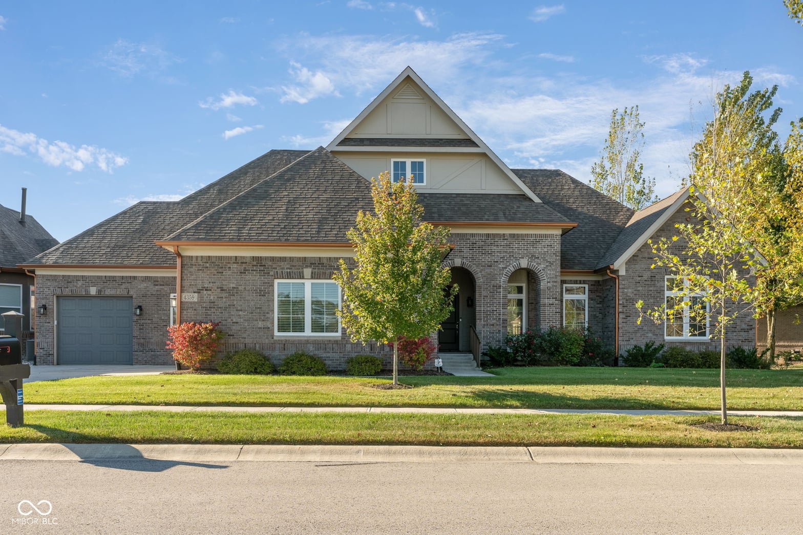 Photo of 4359 Prairie Falcon Drive, Zionsville, IN