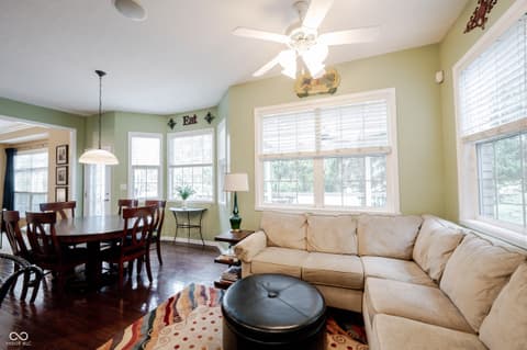 Sitting Room — 558 Fox Lane, Carmel, IN