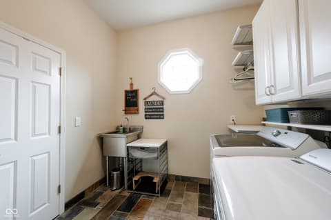 Laundry room at 558 Fox Lane, Carmel, IN