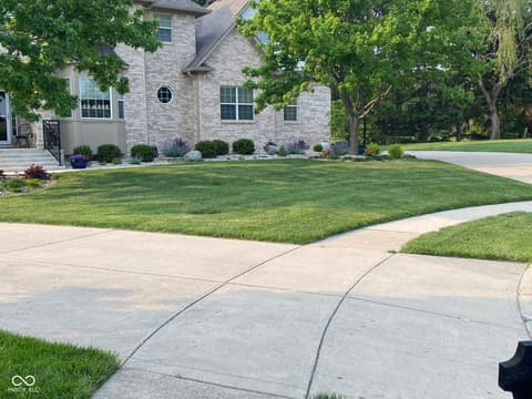 Photo of 558 Fox Lane, Carmel, IN