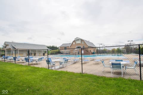 Community — 558 Fox Lane, Carmel, IN
