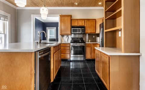 Photo of 108 E 9th Street, Indianapolis, IN