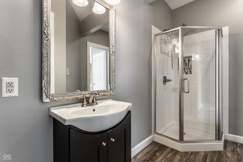 Photo of 108 E 9th Street, Indianapolis, IN