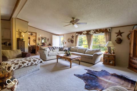 Photo of 605 S County Road 350 East, Connersville, IN