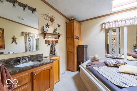 Photo of 605 S County Road 350 East, Connersville, IN