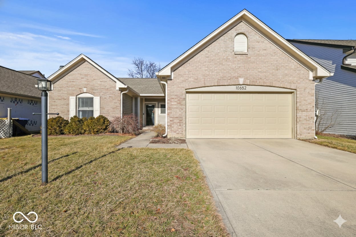 Photo of 10652 Chesapeake Drive N, Indianapolis, IN