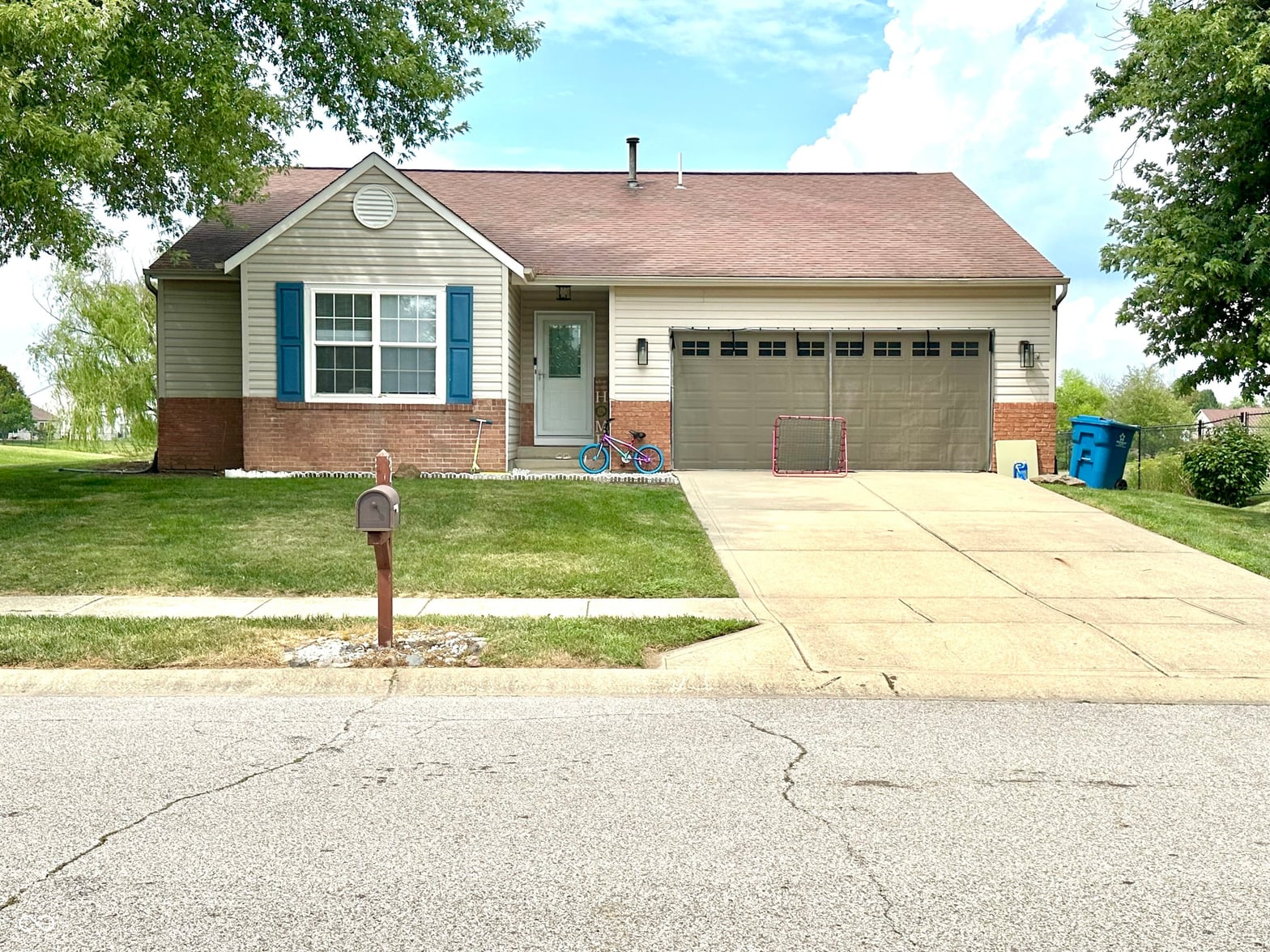 Photo of 8436 Captain Drive, Avon, IN