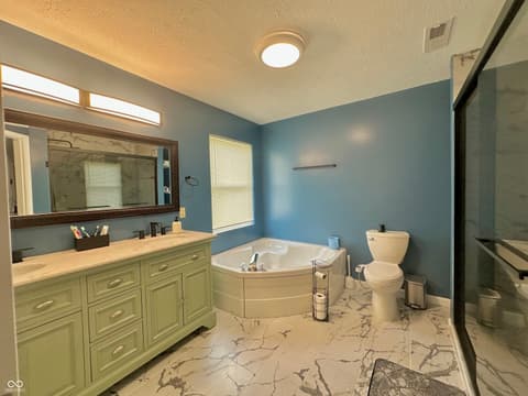 Photo of 8436 Captain Drive, Avon, IN