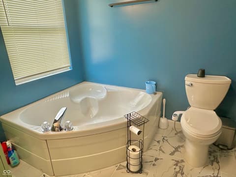 Photo of 8436 Captain Drive, Avon, IN