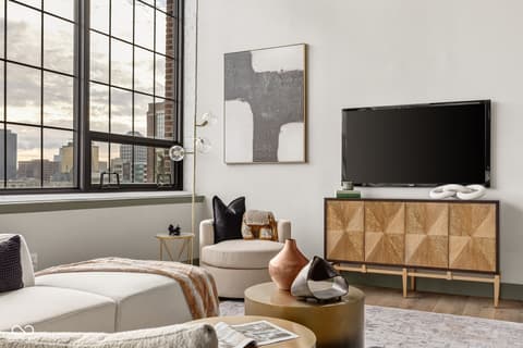 Sitting Room — 630 N College Avenue, Indianapolis, IN