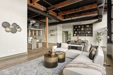 Lobby — 630 N College Avenue, Indianapolis, IN