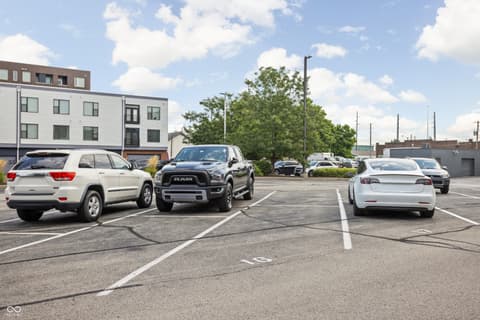 Community — 630 N College Avenue, Indianapolis, IN