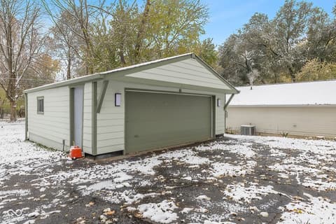 Garage at 3209 E Loretta Drive, Indianapolis, IN