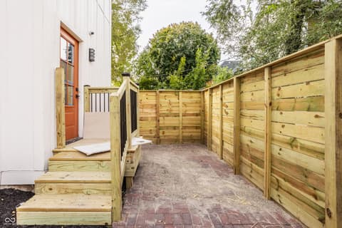 Photo of 143 W 33rd Street, Indianapolis, IN