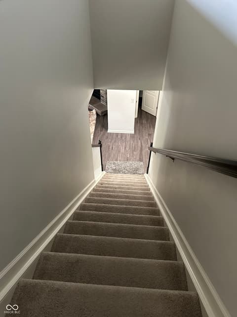 Photo of 6162 Crabapple Drive, Whitestown, IN