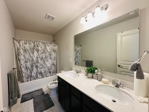 Photo of 6162 Crabapple Drive, Whitestown, IN