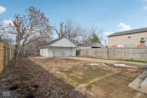 Yard at 3020 S Mooresville Road, Indianapolis, IN