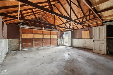 Garage at 3020 S Mooresville Road, Indianapolis, IN
