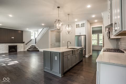 Photo of 577 Foxboro Drive, Avon, IN