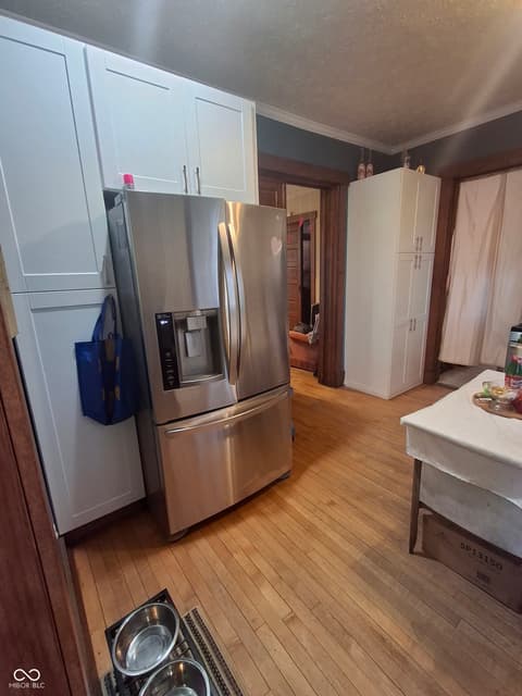 Kitchen at 102 N Warren Street, West Lebanon, IN